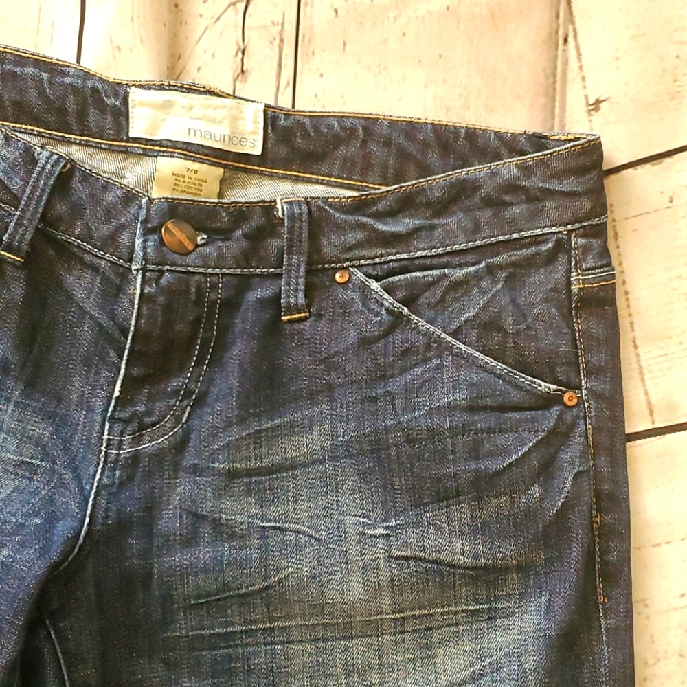 Maurice's dark wash flare leg wrinkled jeans 7/8 - Picture 3 of 10